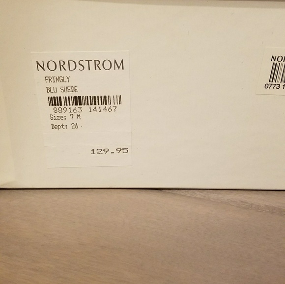 Women's Dress Shoes - Picture 3 of 5